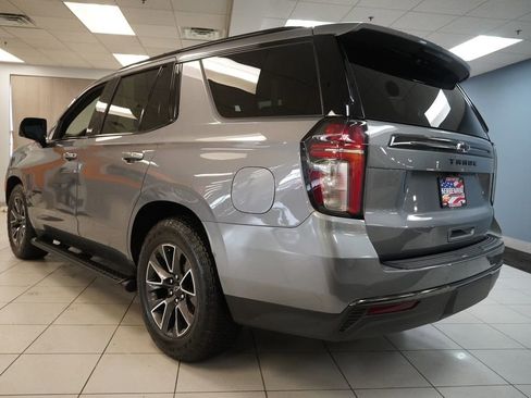 Used 2022 Chevrolet Tahoe Z71 w/ Z71 Off-Road Package AWD/4WD image 3