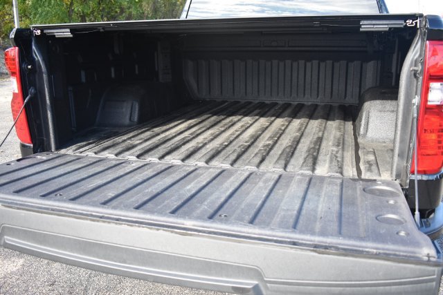 Used 2023 Chevrolet Silverado 1500 Custom w/ Rally Edition AWD/4WD image 19