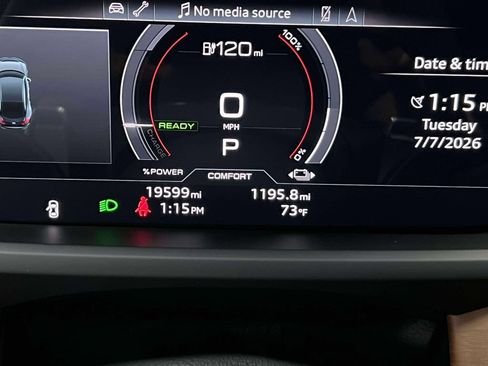 Used 2024 Audi e-tron GT Premium Plus AWD/4WD image 13