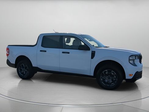 New 2026 Ford Maverick XLT w/ XLT Luxury Package FWD image 36