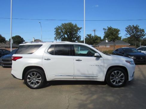 Used 2018 Chevrolet Traverse Premier w/ Driver Confidence II Package image 5