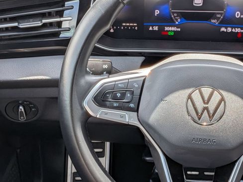Used 2025 Volkswagen Jetta Sport FWD image 17