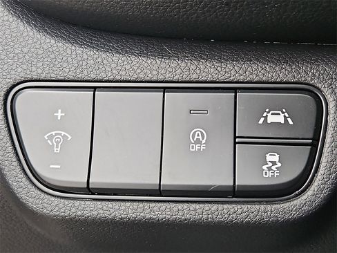 Certified 2022 Kia Seltos LX image 26