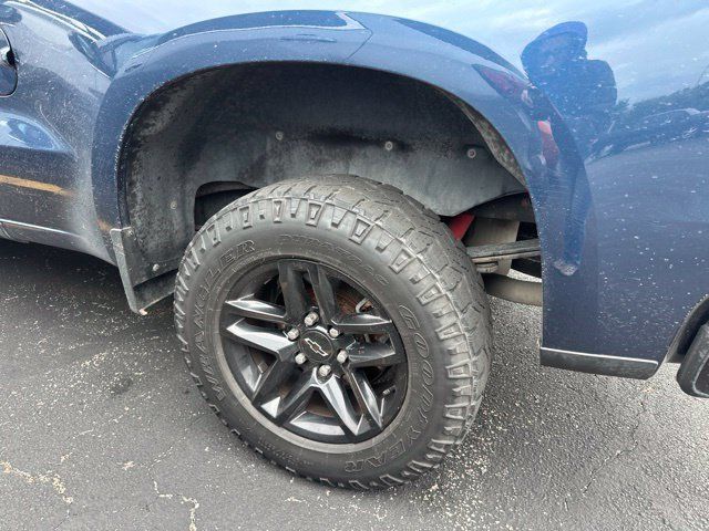 Used 2019 Chevrolet Silverado 1500 LT Trail Boss AWD/4WD image 14