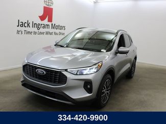 Used 2023 Ford Escape SE FWD 360° Tour