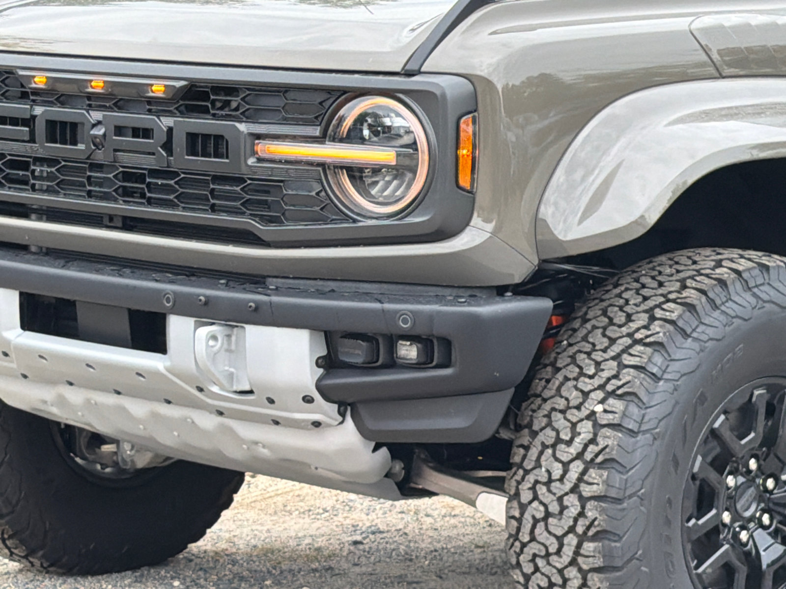 New 2026 Ford Bronco Raptor AWD/4WD image 2