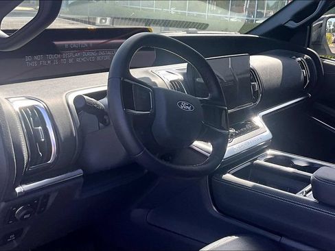 New 2027 Ford Expedition Max Platinum w/ Stealth Appearance Package AWD/4WD image 6