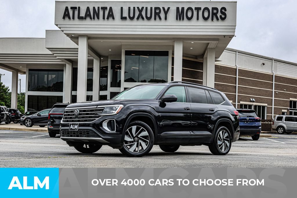 Used 2024 Volkswagen Atlas SE FWD image 2