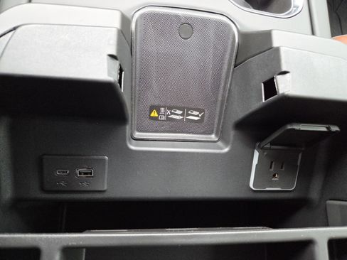 New 2026 GMC Sierra 2500 Denali Ultimate image 9