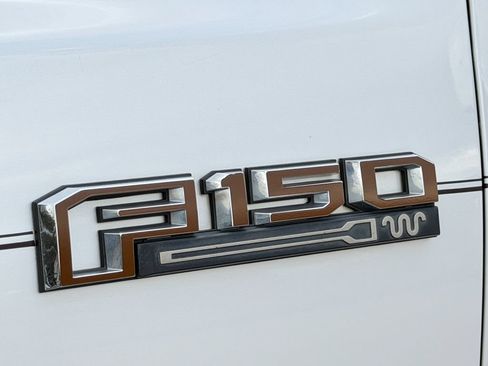 Used 2016 Ford F150 King Ranch w/ Equipment Group 601A Luxury AWD/4WD image 10