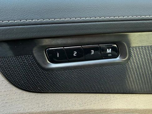 Certified 2025 Volvo XC90 B6 Plus image 16