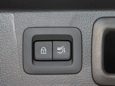 Certified 2025 MAZDA CX-50 AWD 2.5 S w/ Premium Package image 14