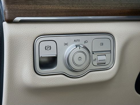 New 2026 Mercedes-Benz GLE 350 4MATIC image 10