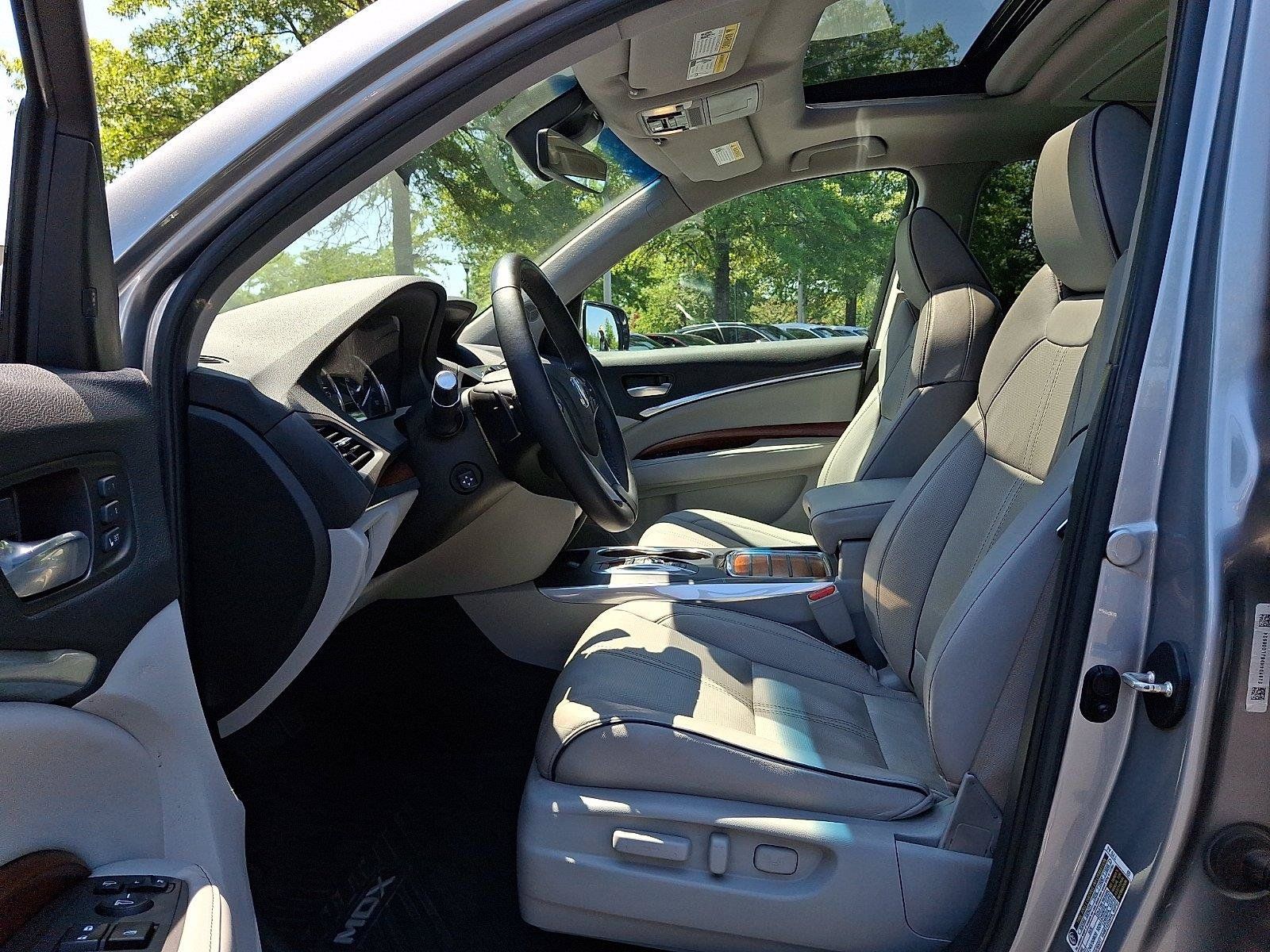 Used 2018 Acura MDX w/ Advance & Entertainment Pkg AWD/4WD image 13