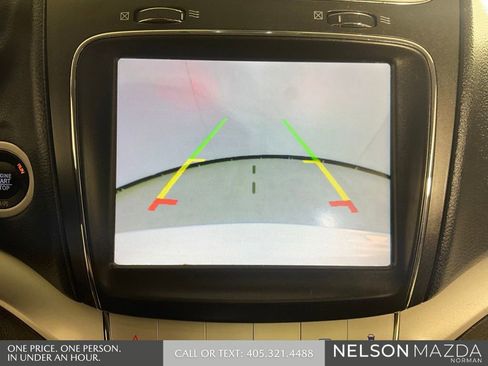 Used 2018 Dodge Journey SXT FWD image 36
