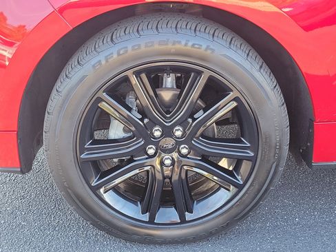 Used 2020 Ford Edge ST-Line image 10