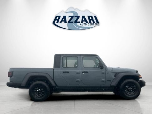 New 2026 Jeep Gladiator Sport image 2