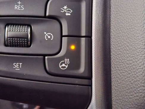 Used 2024 GMC Sierra 1500 SLT image 6