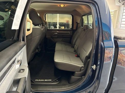 Used 2020 RAM 1500 Big Horn AWD/4WD image 38