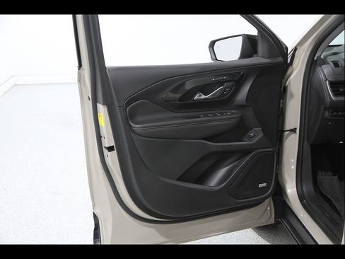 Certified 2023 GMC Terrain AT4 w/ Infotainment Package II AWD/4WD image 4