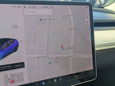 Used 2020 Tesla Model 3 Standard Range Plus image 19