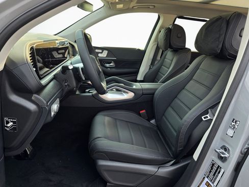 New 2026 Mercedes-Benz GLS 450 4MATIC image 13