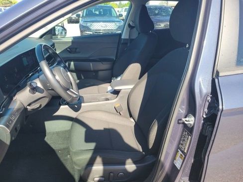 Used 2024 Hyundai Kona SEL AWD/4WD image 15