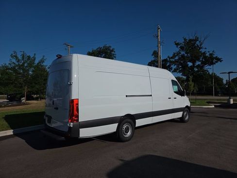New 2026 Mercedes-Benz Sprinter 2500 image 4