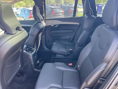 Used 2024 Volvo XC90 T8 Ultimate w/ Protection Package image 11