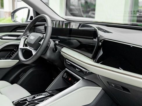 New 2025 Audi Q5 Premium Plus image 29