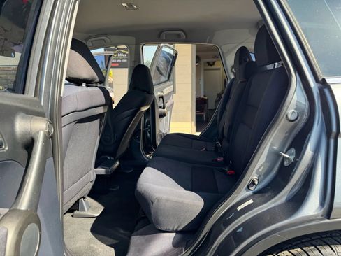 Used 2011 Honda CR-V LX image 10