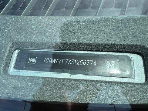 Used 2025 Chevrolet Express 2500 LT w/ LT Preferred Equipment Group RWD image 15