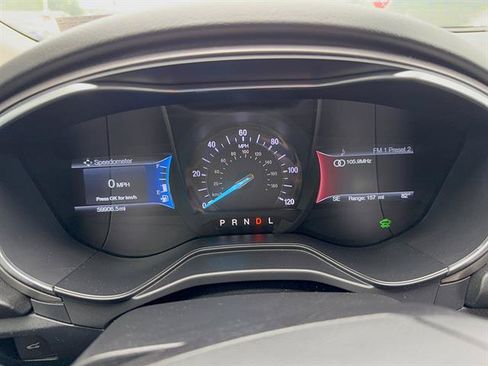 Used 2020 Ford Fusion SE FWD image 5