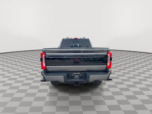 Used 2026 Ford F250 Platinum AWD/4WD image 8