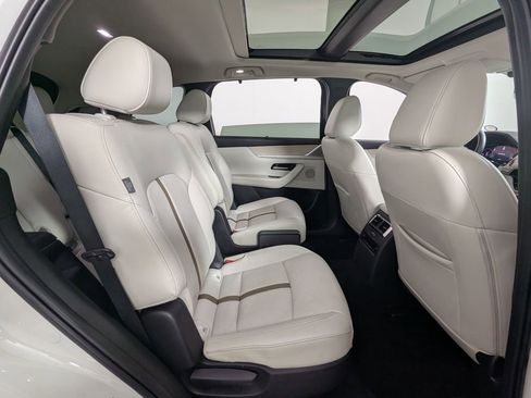 Used 2024 MAZDA CX-90 Plug-In Hybrid w/ Premium Plus image 35