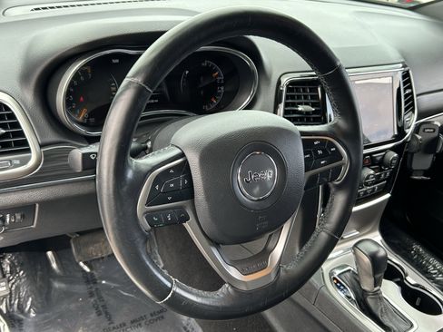Used 2020 Jeep Grand Cherokee Limited w/ Luxury Group II image 22