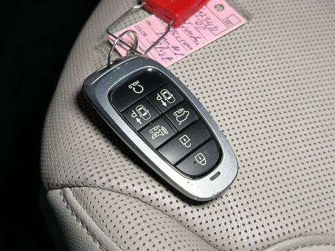 Used 2022 Hyundai Tucson Limited w/ Cargo Package image 35