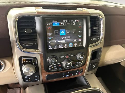 Used 2017 RAM 1500 Laramie w/ Convenience Group image 25