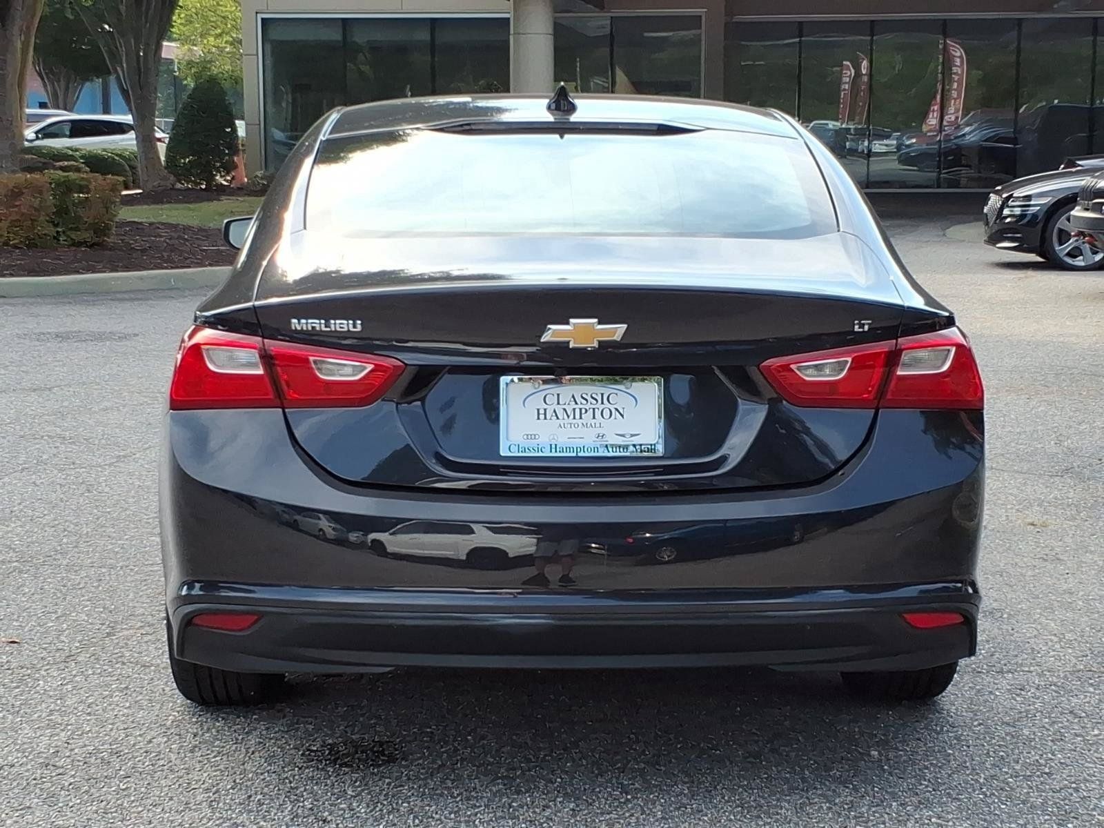 Used 2023 Chevrolet Malibu LT FWD image 9