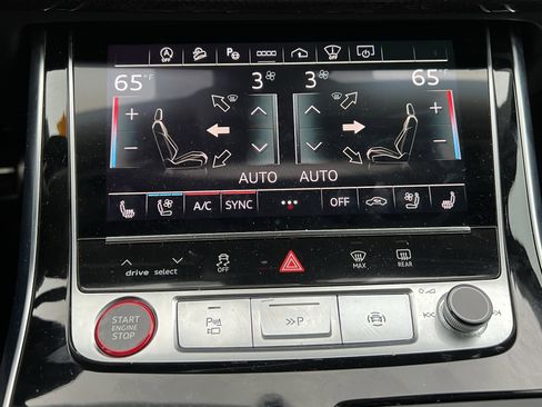 Used 2023 Audi SQ7 Prestige image 30