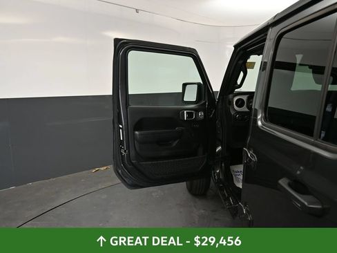 Used 2025 Jeep Wrangler Unlimited Sport AWD/4WD image 25