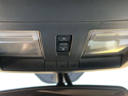 Used 2010 Dodge Challenger SRT8 w/ SRT Option Group II RWD image 36