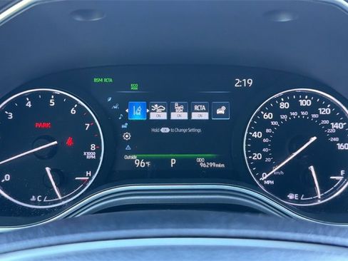 Certified 2020 Toyota Avalon XSE image 24