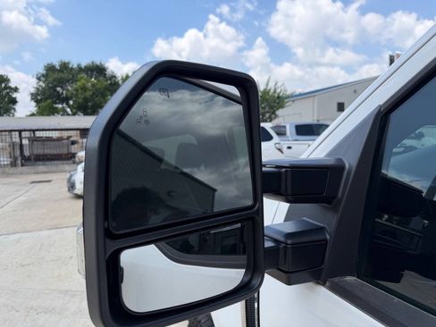 Used 2019 Ford F250 XL w/ Power Equipment Group AWD/4WD image 12