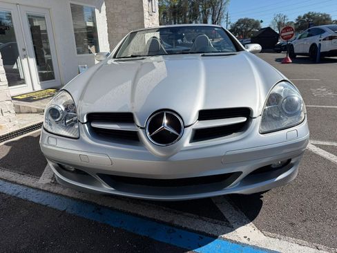 Used 2007 Mercedes-Benz SLK 350 image 4