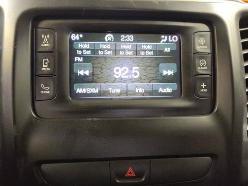 Used 2016 Jeep Cherokee Latitude w/ Comfort/Convenience Group image 25