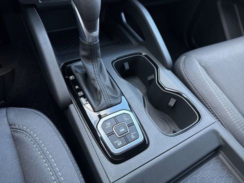 New 2026 Nissan Frontier SV w/ Tow Package image 21