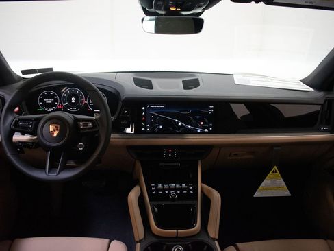 New 2026 Porsche Cayenne image 16