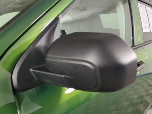 Used 2025 Ford Maverick XL image 12