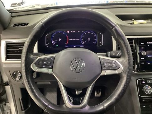 Used 2021 Volkswagen Atlas Cross Sport SEL R-Line AWD/4WD image 7